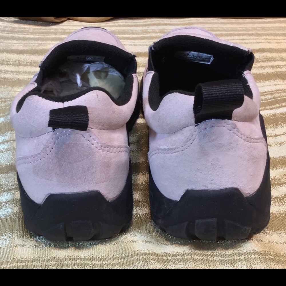Cabelas Slip On Mocs - Picture 4 of 5